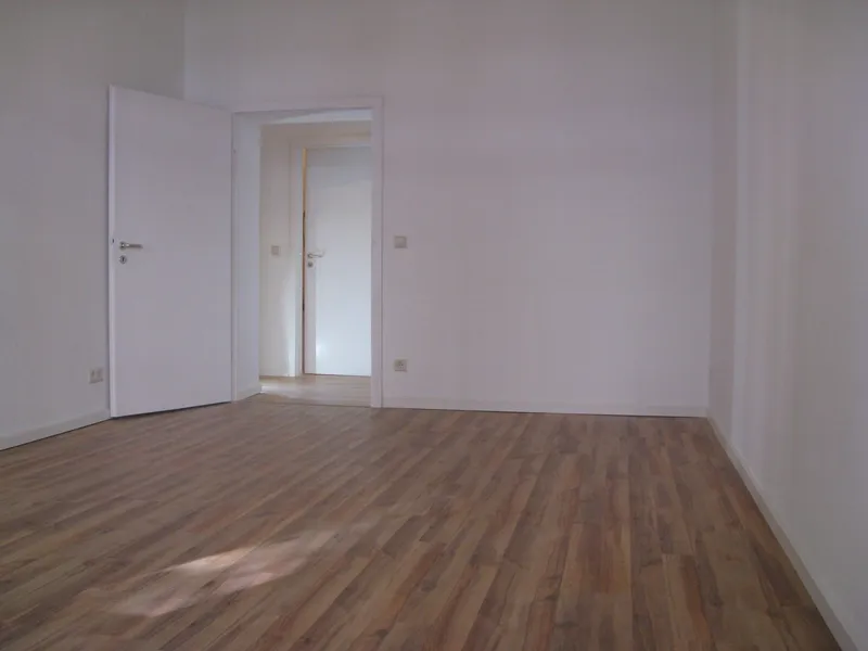 Nölderplatz_sanierte 2-Raum Wohnung im Weitlingkiez — photo 1